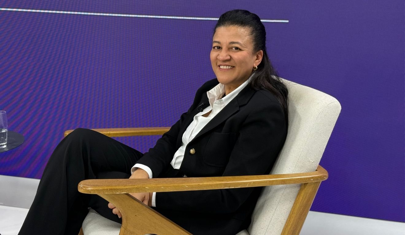 Primeira mulher negra no conselho do Banrisul fala sobre a importância de referências